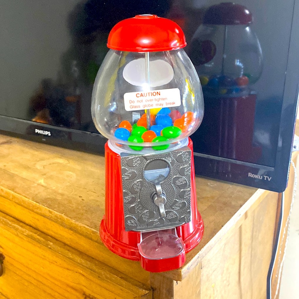 Jelly belly candy dispenser